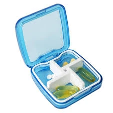 QD PILL BOX 4 COMPARTMENTS SQUARE